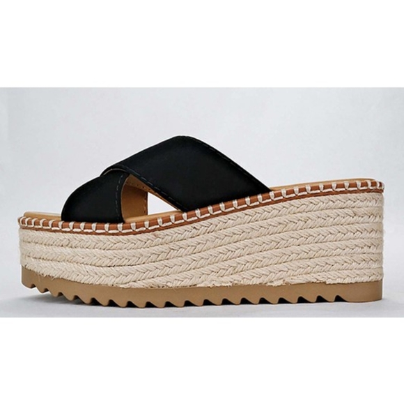 Black cross straps espadrille platform sandal - Picture 5 of 6